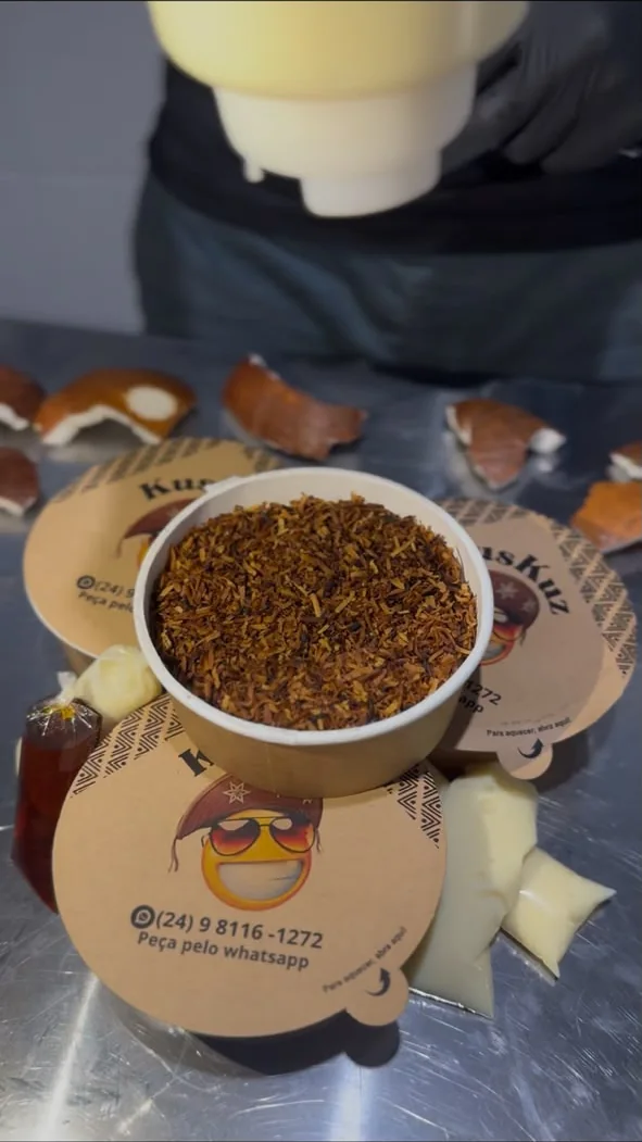 Kuskuz com coco queimado